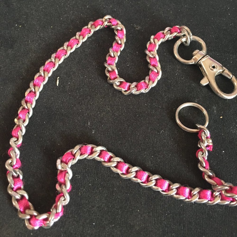 Multi-functional necklace and key holder